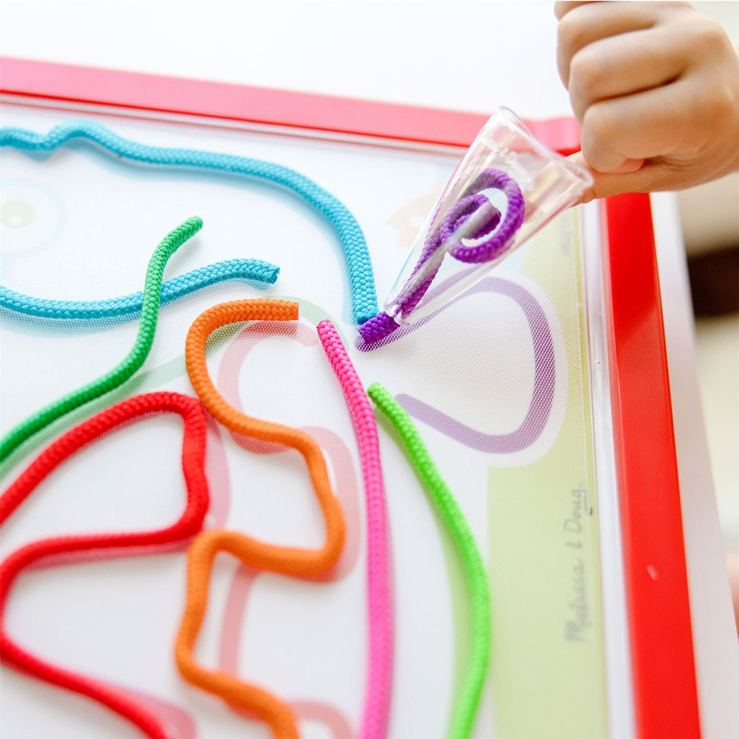 Rainbow Cord Picture and Pattern Maker 40619 (Melissa & Doug)