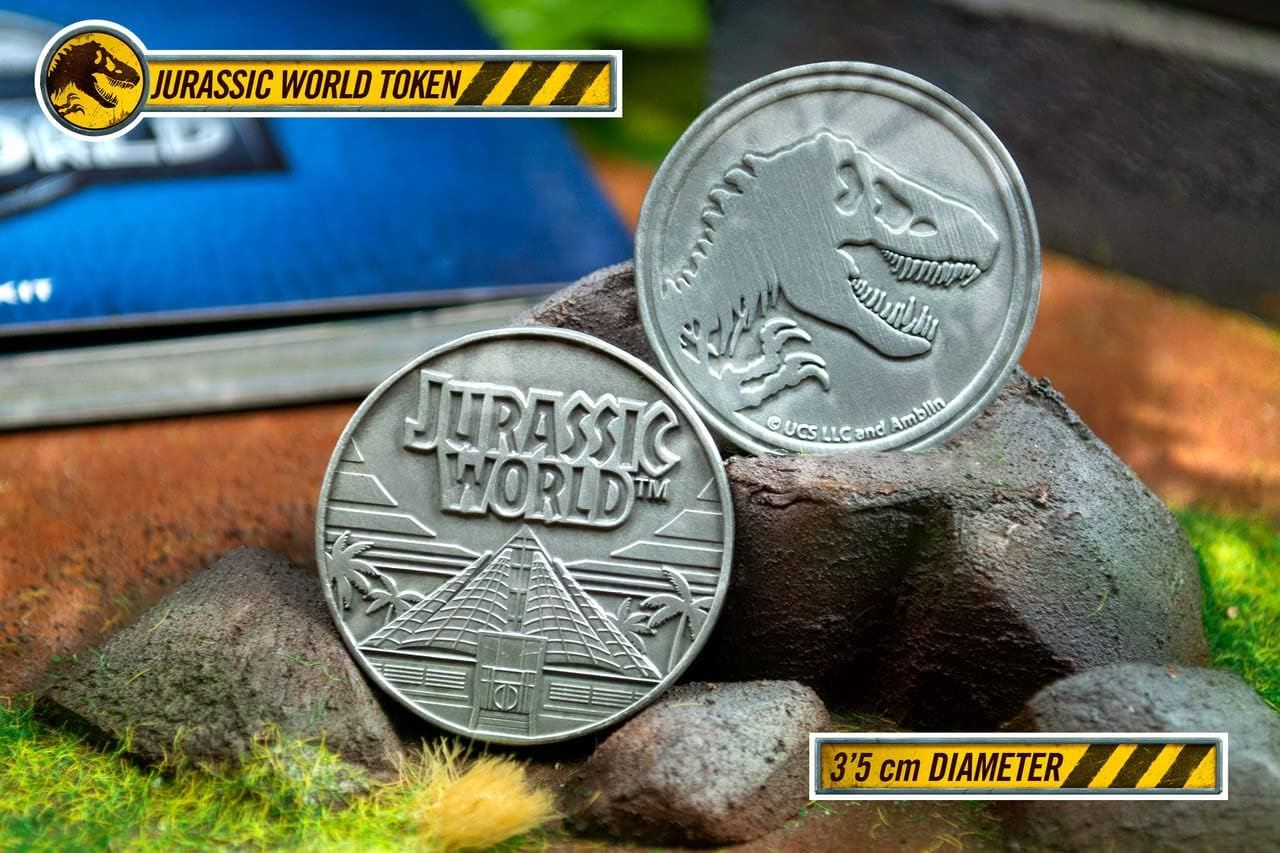 Jurassic World Apex Predator Kit DCJW11 – Doctor Collector Collector’s Tin with 107-Page Guide & Exclusive Accessories